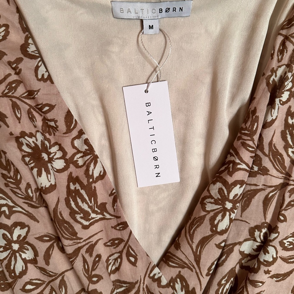 NWT Baltic Born Connor Floral Romper Size M - Picture 4 of 7